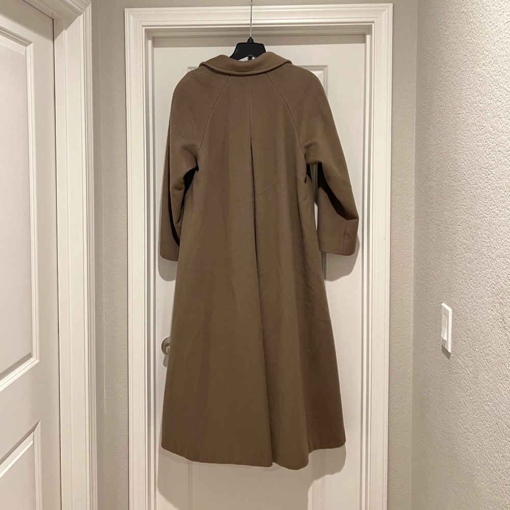 Searle Blatt Studio Tan Coat View 4